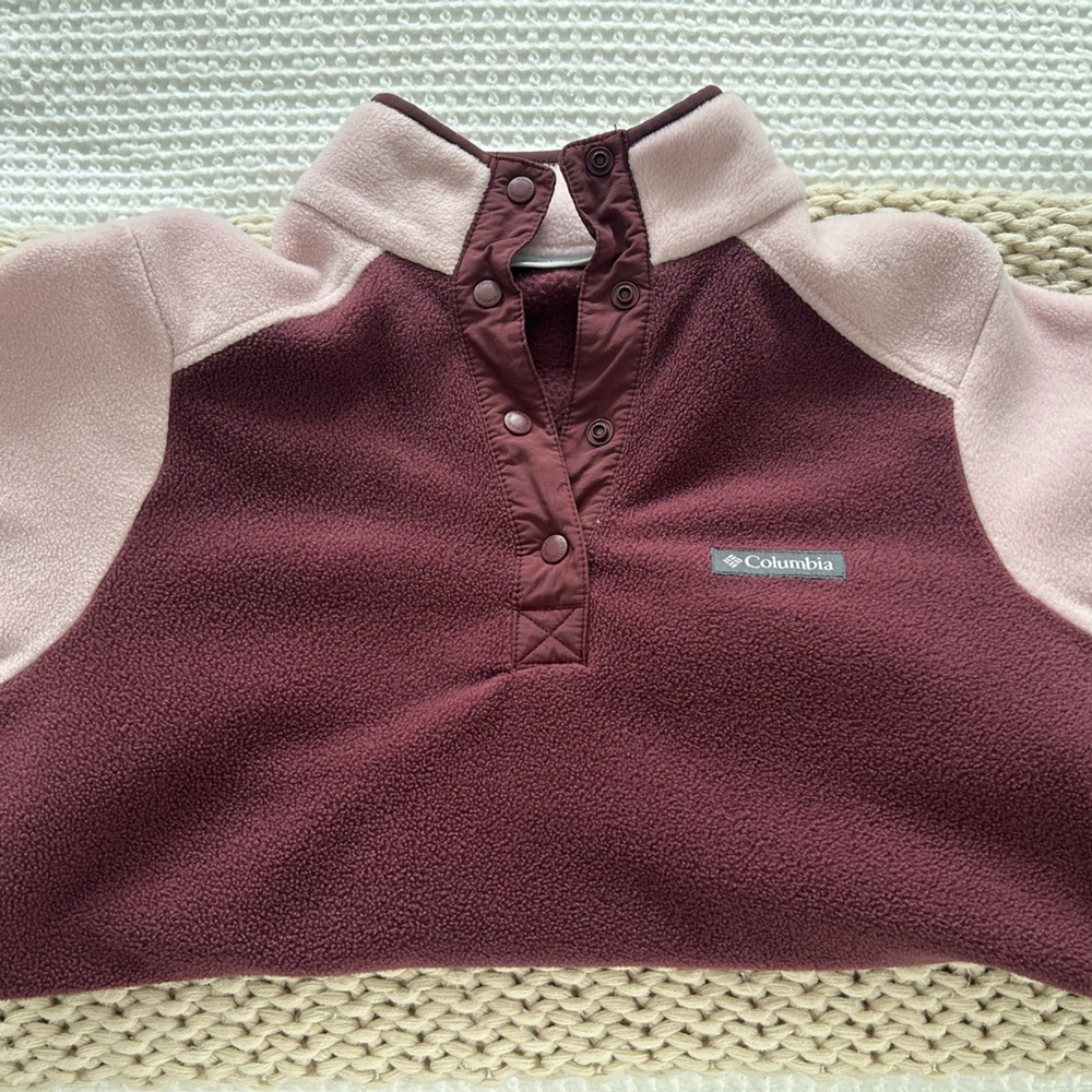 Women’s Columbia fleece